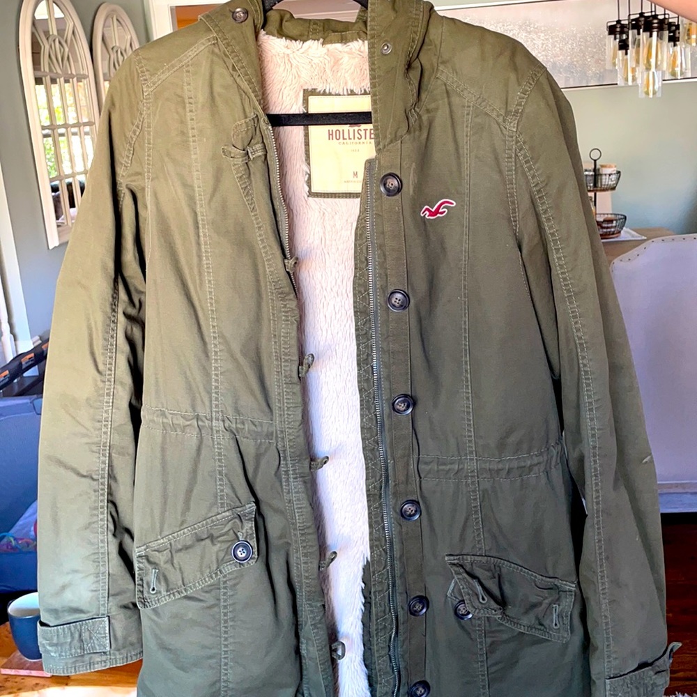 Hollister army green long coat! Super warm and so chic!